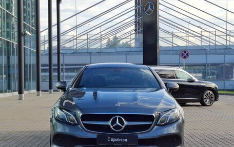 Mercedes-Benz E-Класс, 2018 год, 2 990 000 рублей, 8 фотография