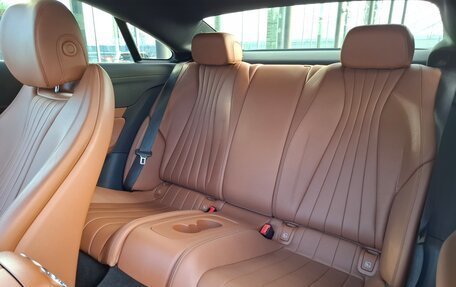 Mercedes-Benz E-Класс, 2018 год, 2 990 000 рублей, 20 фотография