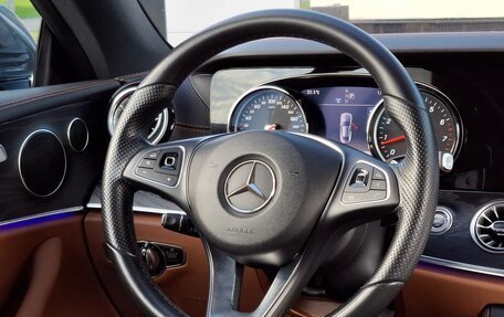 Mercedes-Benz E-Класс, 2018 год, 2 990 000 рублей, 24 фотография