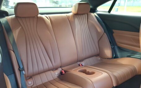 Mercedes-Benz E-Класс, 2018 год, 2 990 000 рублей, 21 фотография