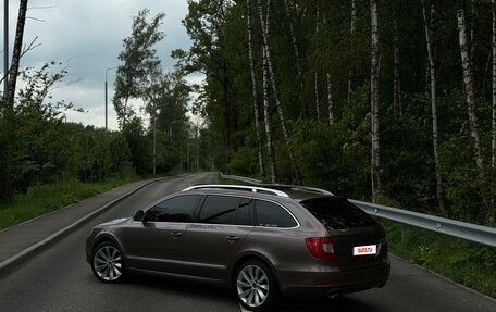 Skoda Superb III рестайлинг, 2011 год, 1 260 000 рублей, 12 фотография