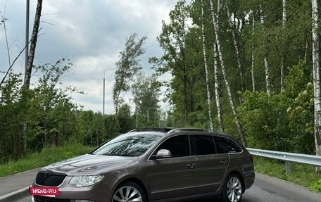 Skoda Superb III рестайлинг, 2011 год, 1 260 000 рублей, 4 фотография
