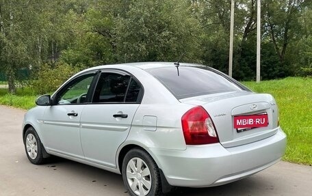 Hyundai Verna II, 2009 год, 550 000 рублей, 3 фотография
