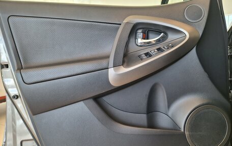 Toyota RAV4, 2012 год, 1 299 000 рублей, 15 фотография