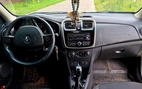Renault Logan II, 2014 год, 570 000 рублей, 7 фотография