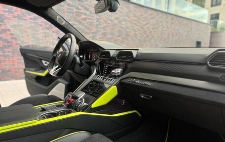 Lamborghini Urus I, 2022 год, 29 500 000 рублей, 5 фотография
