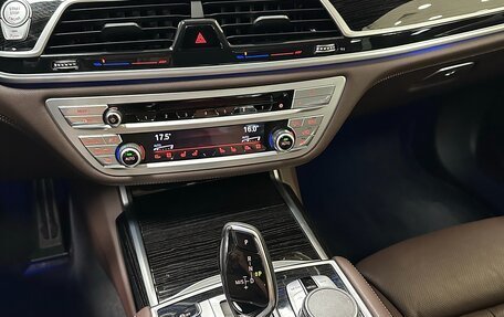 BMW 7 серия, 2018 год, 4 499 000 рублей, 20 фотография