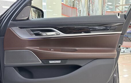 BMW 7 серия, 2018 год, 4 499 000 рублей, 25 фотография