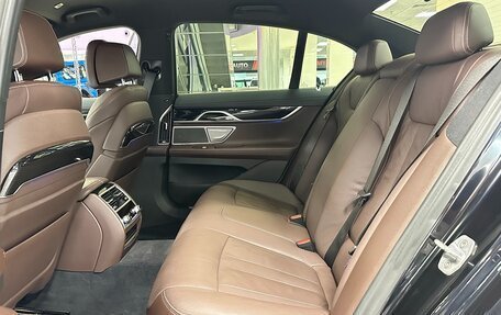 BMW 7 серия, 2018 год, 4 499 000 рублей, 29 фотография