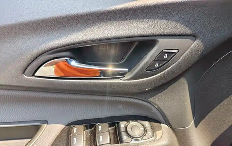 Chevrolet Equinox III, 2022 год, 1 760 013 рублей, 9 фотография