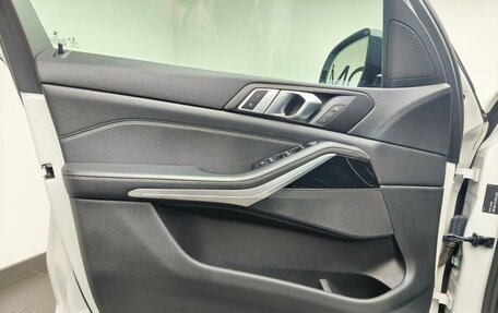 BMW X5, 2019 год, 5 600 000 рублей, 11 фотография