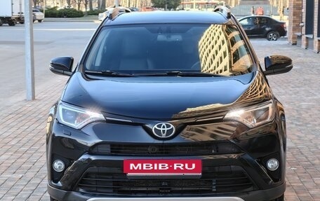 Toyota RAV4, 2017 год, 2 250 000 рублей, 6 фотография