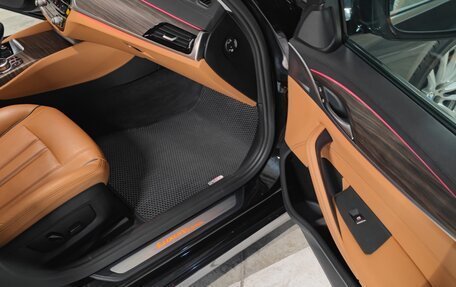 BMW 5 серия, 2018 год, 3 180 000 рублей, 22 фотография