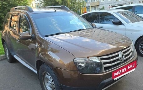 Renault Duster I рестайлинг, 2014 год, 999 000 рублей, 3 фотография