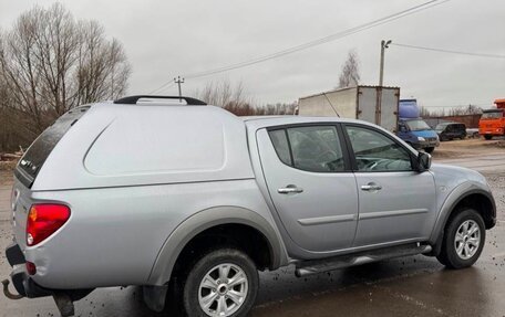 Mitsubishi L200 IV рестайлинг, 2015 год, 1 450 000 рублей, 6 фотография