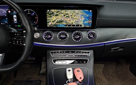 Mercedes-Benz CLS, 2022 год, 4 670 015 рублей, 10 фотография