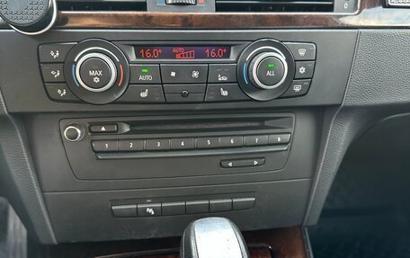 BMW 3 серия, 2011 год, 1 150 000 рублей, 16 фотография