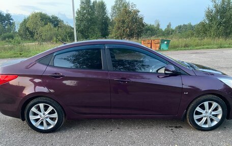 Hyundai Solaris II рестайлинг, 2013 год, 849 000 рублей, 2 фотография