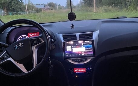 Hyundai Solaris II рестайлинг, 2013 год, 849 000 рублей, 8 фотография