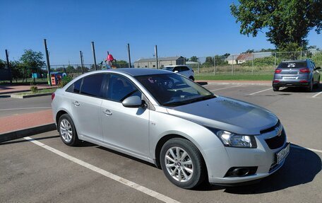 Chevrolet Cruze II, 2012 год, 800 000 рублей, 3 фотография