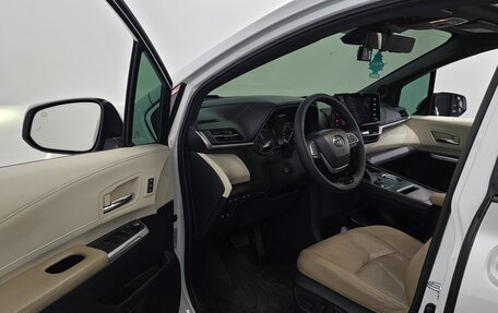 Toyota Sienna, 2022 год, 4 350 015 рублей, 5 фотография