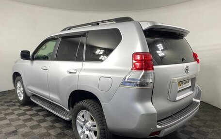 Toyota Land Cruiser Prado 150 рестайлинг 2, 2012 год, 2 350 000 рублей, 7 фотография