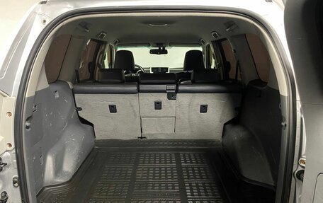 Toyota Land Cruiser Prado 150 рестайлинг 2, 2012 год, 2 350 000 рублей, 10 фотография