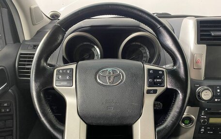 Toyota Land Cruiser Prado 150 рестайлинг 2, 2012 год, 2 350 000 рублей, 13 фотография