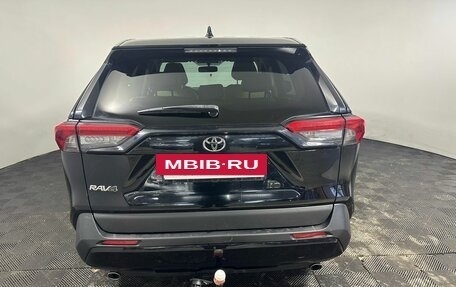 Toyota RAV4, 2020 год, 2 350 000 рублей, 6 фотография