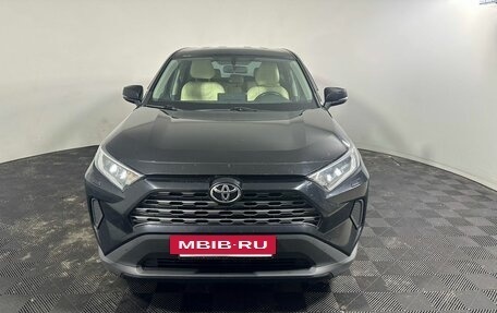 Toyota RAV4, 2020 год, 2 350 000 рублей, 2 фотография