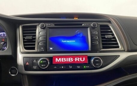 Toyota Highlander III, 2019 год, 3 750 000 рублей, 14 фотография