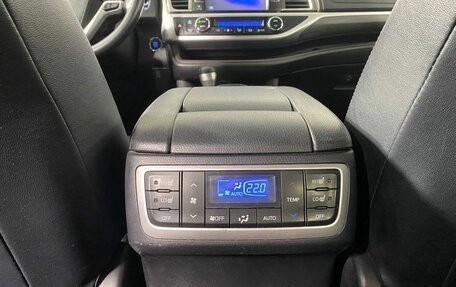 Toyota Highlander III, 2019 год, 3 750 000 рублей, 16 фотография