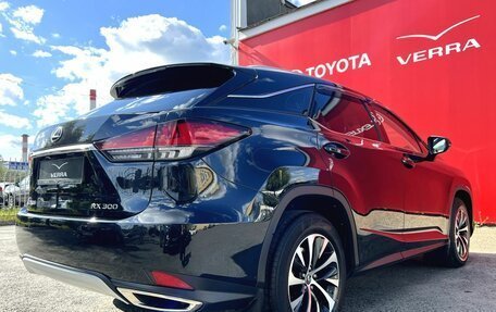 Lexus RX IV рестайлинг, 2019 год, 4 390 000 рублей, 15 фотография