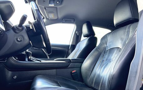 Lexus RX IV рестайлинг, 2019 год, 4 390 000 рублей, 30 фотография