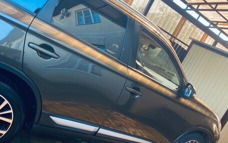 Mitsubishi Outlander III рестайлинг 3, 2016 год, 2 700 000 рублей, 5 фотография