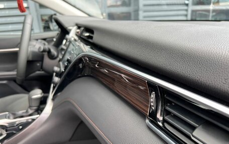Toyota Camry, 2020 год, 2 360 000 рублей, 19 фотография