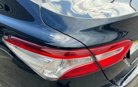 Toyota Camry, 2020 год, 2 360 000 рублей, 10 фотография