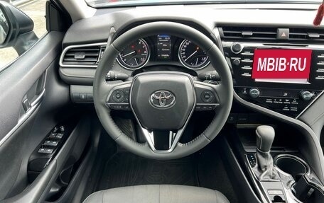 Toyota Camry, 2020 год, 2 360 000 рублей, 14 фотография