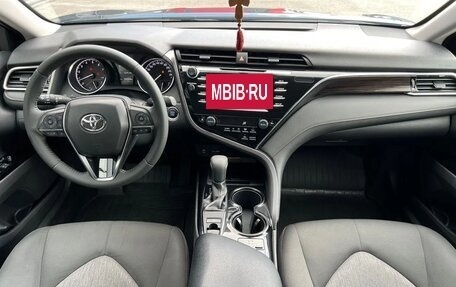 Toyota Camry, 2020 год, 2 360 000 рублей, 30 фотография
