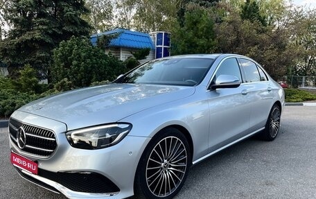 Mercedes-Benz E-Класс, 2020 год, 4 550 000 рублей, 1 фотография