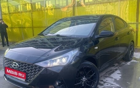 Hyundai Solaris II рестайлинг, 2021 год, 1 810 000 рублей, 1 фотография