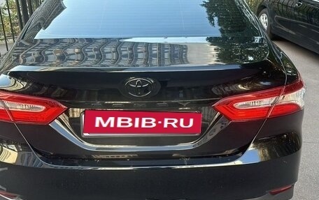 Toyota Camry, 2021 год, 2 500 000 рублей, 2 фотография