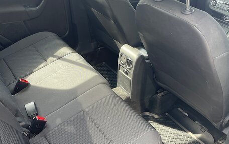 Volkswagen Golf Plus II, 2011 год, 900 000 рублей, 9 фотография
