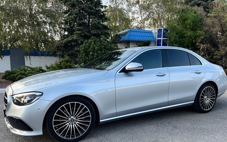 Mercedes-Benz E-Класс, 2020 год, 4 550 000 рублей, 4 фотография