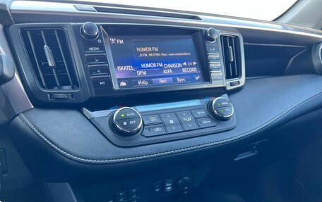 Toyota RAV4, 2017 год, 2 620 000 рублей, 22 фотография