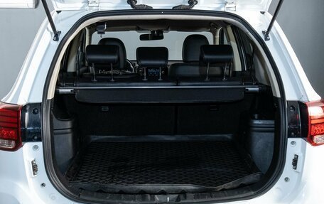 Mitsubishi Outlander III рестайлинг 3, 2016 год, 1 800 000 рублей, 15 фотография
