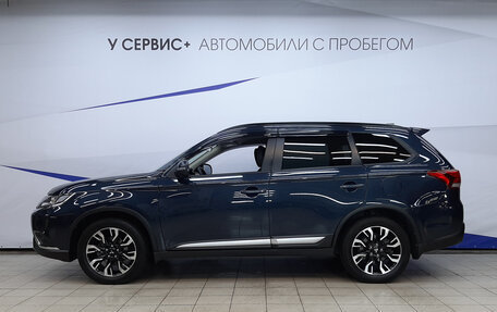 Mitsubishi Outlander III рестайлинг 3, 2021 год, 2 520 000 рублей, 2 фотография