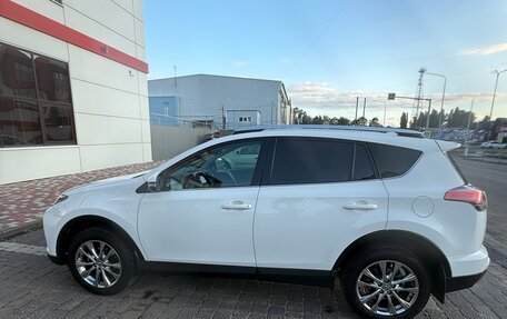 Toyota RAV4, 2016 год, 2 750 000 рублей, 4 фотография