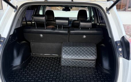Toyota RAV4, 2016 год, 2 750 000 рублей, 8 фотография