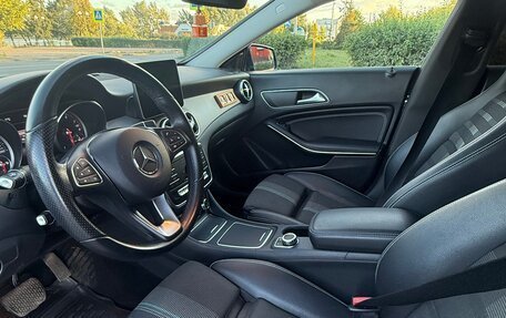 Mercedes-Benz CLA, 2018 год, 2 200 000 рублей, 11 фотография